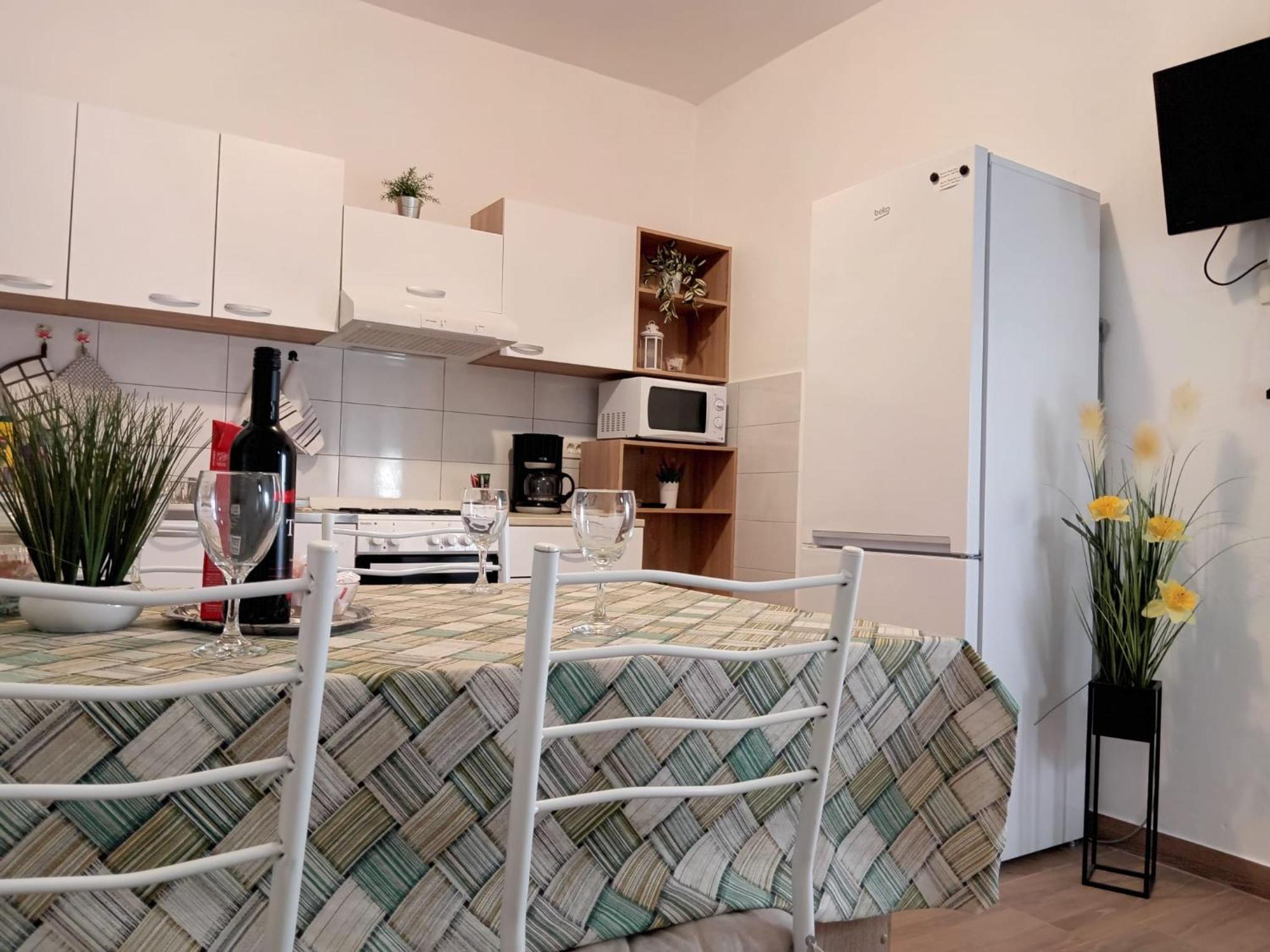 Apartmani Goga Селине Екстер'єр фото